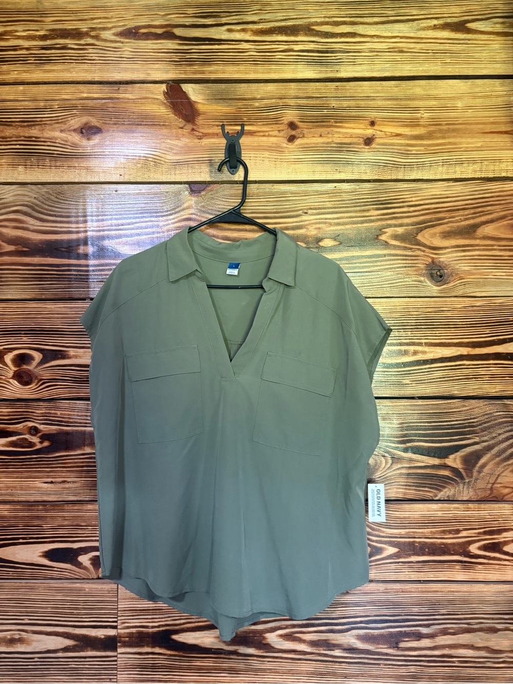 Thin V-Neck Sleevless Blouse - Olive